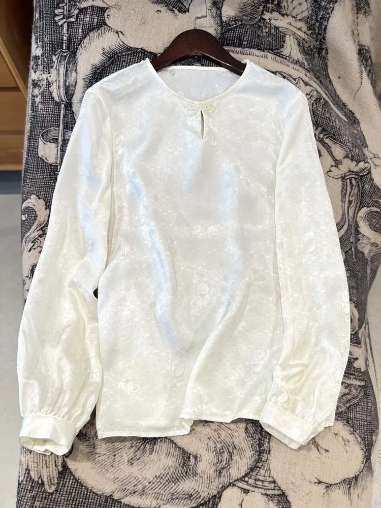 

Elegant round Neck Long Sleeve Silk Shirt Pearls Knots High-End Feel Silk Embroidery Women's Fashion Shirt