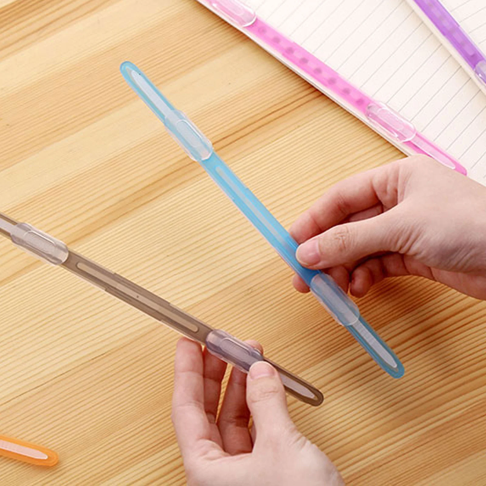 

20Pcs Strong Clamping Force Plastic Clips Ideal Birthday Gift Students Friends Office Staffs Bookbinding Stationery