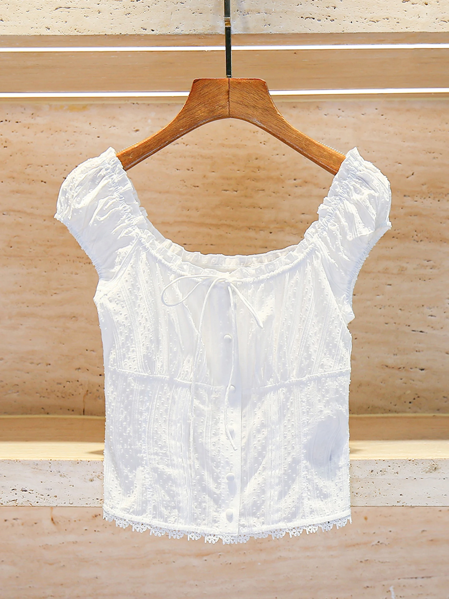 

South Oil High-End Women's Short Bubble Sleeve Shirt Summer 2025 Commute Style Slim Fit Pure Color Button Closure Top