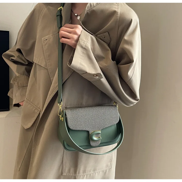 2025 파이톤 엠보싱 토트백, 대용량 체인 스트랩 숄더백, 여성용 패셔너블 크로스바디 백