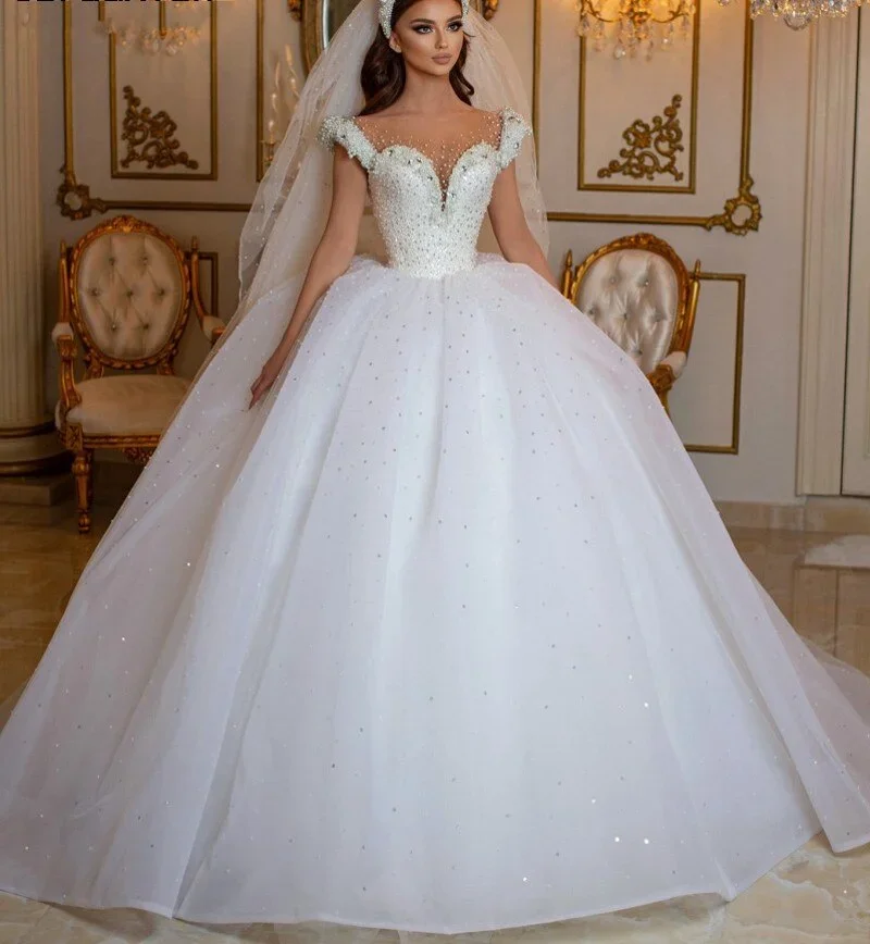 Exquisite White A-Line Sheer Bead Decoration Women's Wedding Dress Sexy Sweetheart With Trailing Church Bride Dress Customized