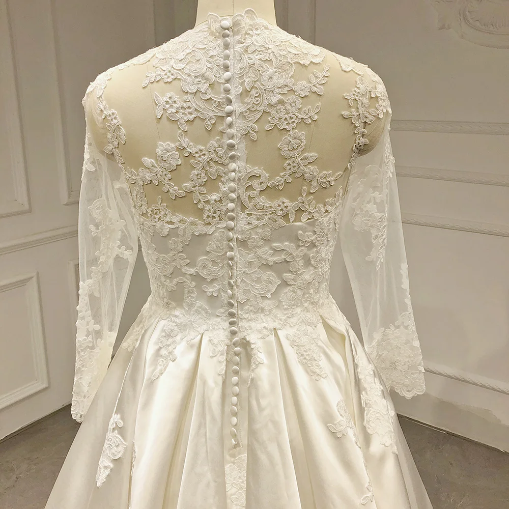 Stylish Brand New Wedding Suits For Women Ball Gown V-neck Full Sleeves Wedding Dress Button vestito da sposa QW01882