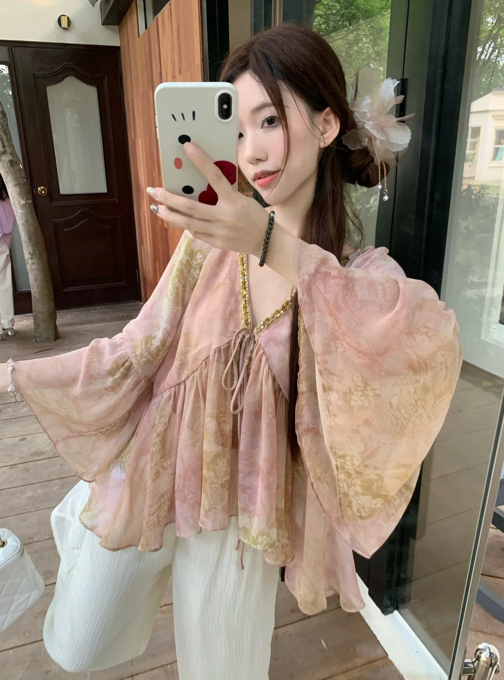 女性の春夏エレガントな V ネックブラウスレディストリートスパンコール襟プルオーバールーズ花柄シャツトップ