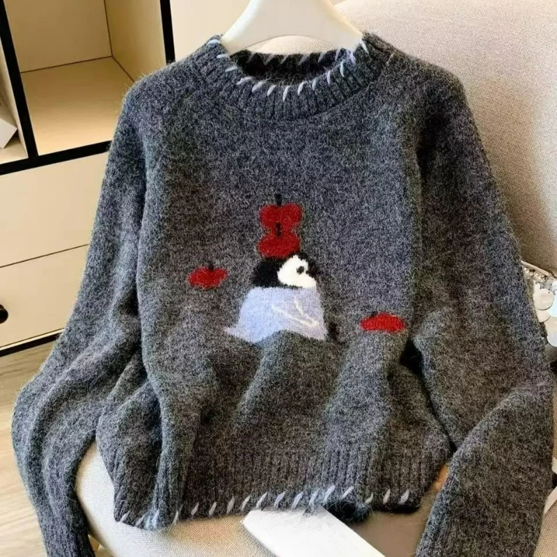 

Осень/зима 2026, новый смешанный пуловер с вышивкой мультяшного пингвина, женский вязаный свитер с откидной спинкой, топ для женщин