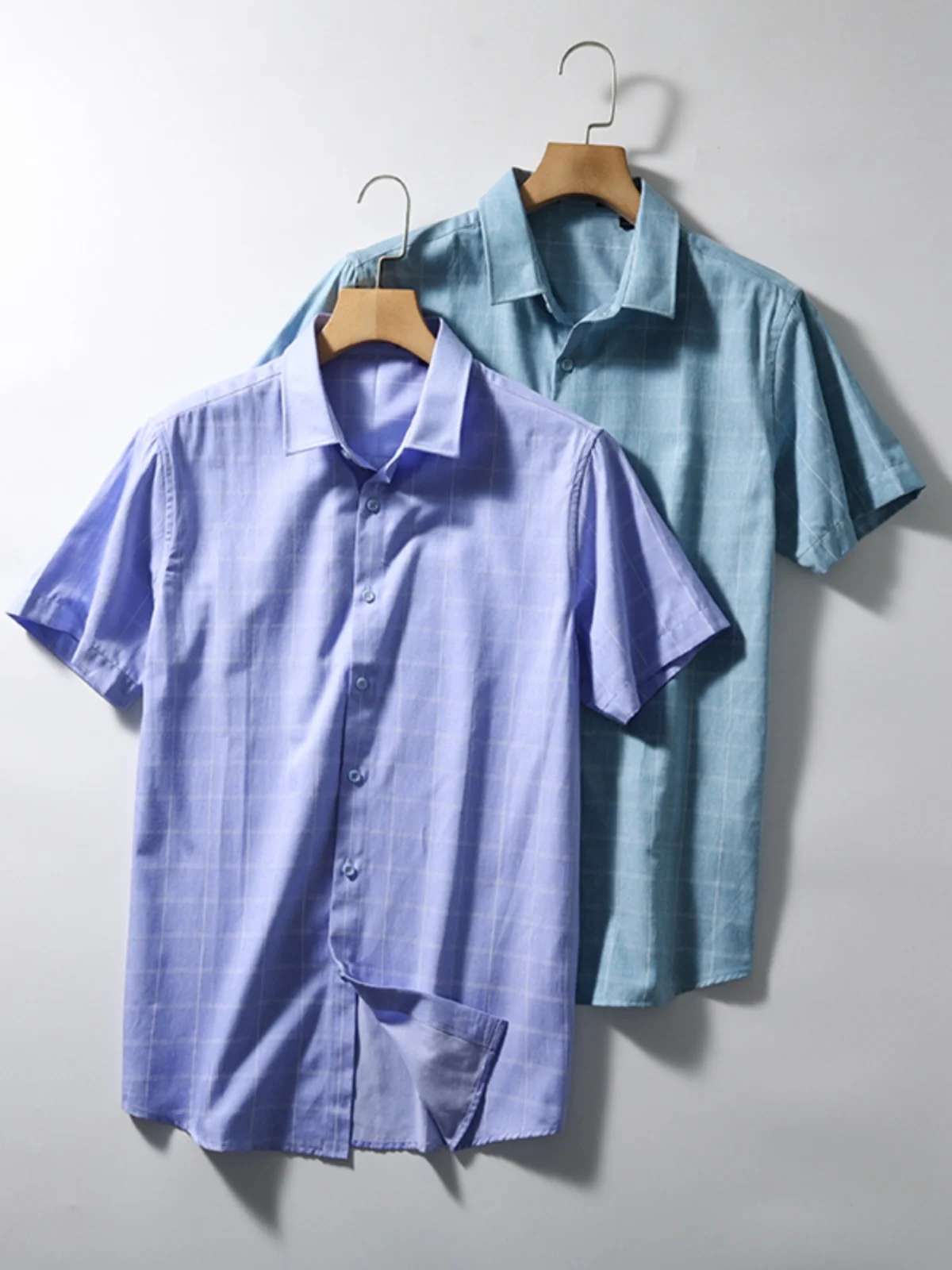 

Мужская легкая летняя рубашка с коротким рукавом, гладкая, однотонная, тканая, для повседневной носки и деловых встреч