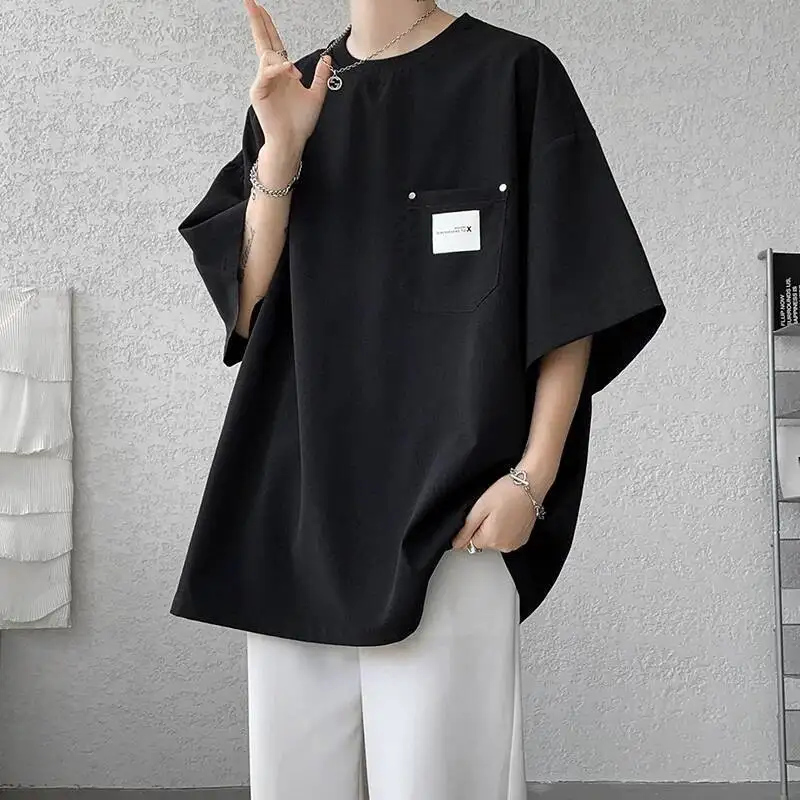 

Summer Short Sleeved T-shirt Men Fashion Black Casual T-shirt Men Streetwear Korean Loose White Round Neck T-shirt Mens Top