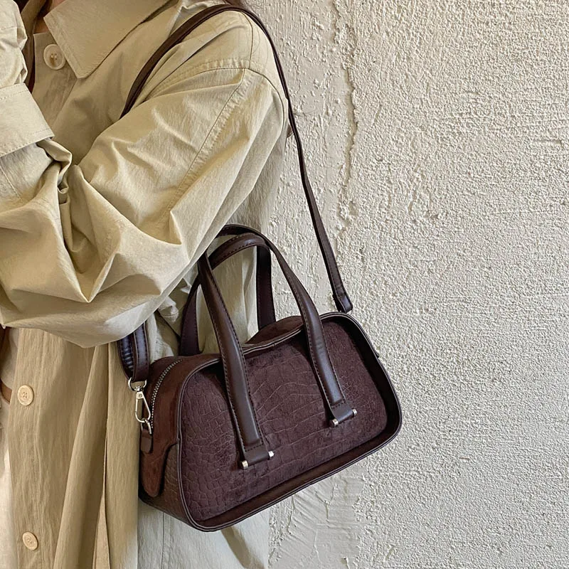 Retro Crocodile Textured Mini Boston Handbags For Women Dual Straps Commuter Shoulder Crossbody Bag 2026 Luxury Designer Handbag view 5