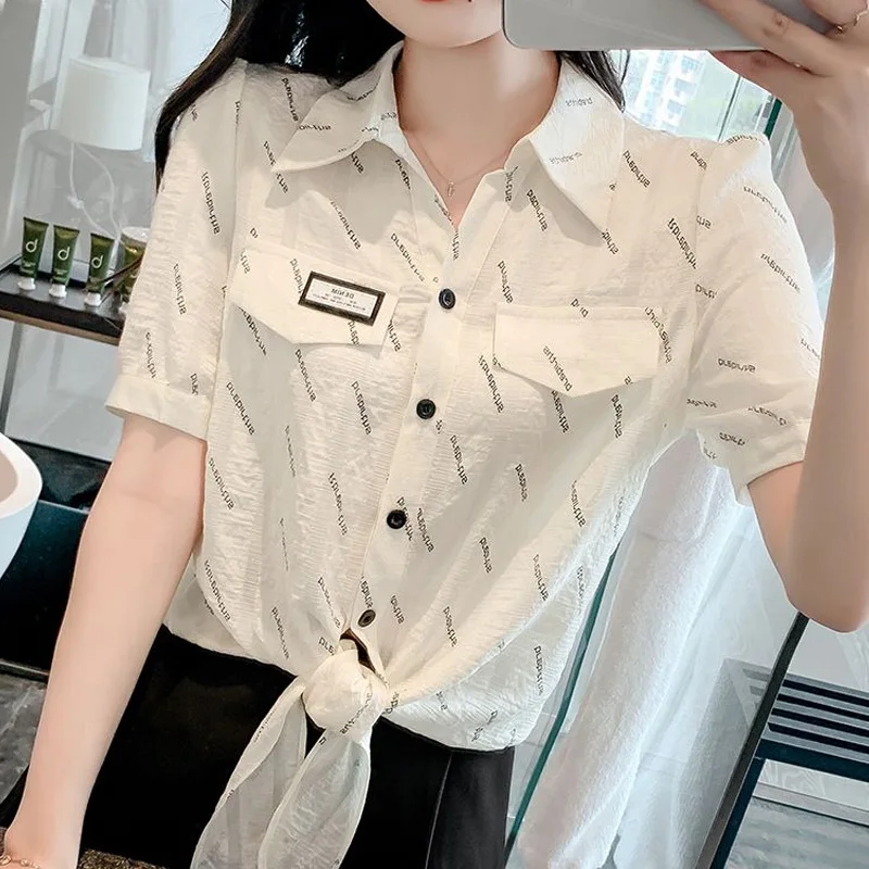 

Summer New Trend Letter Printing Blouse Thin Short Sleeve Polo Neck Lacing Loose Casual Shirt Tops Fashion Sweet Women Clothing