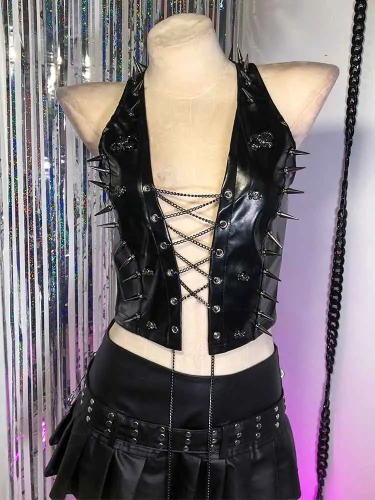 Carro armato gotico E-Girls borchiato rivetto fai da te Goth Harajuku Grunge Y2K TOP Eco Punk Rock teschio alla moda fatto a mano Kawaii anni '90 Teen Emo