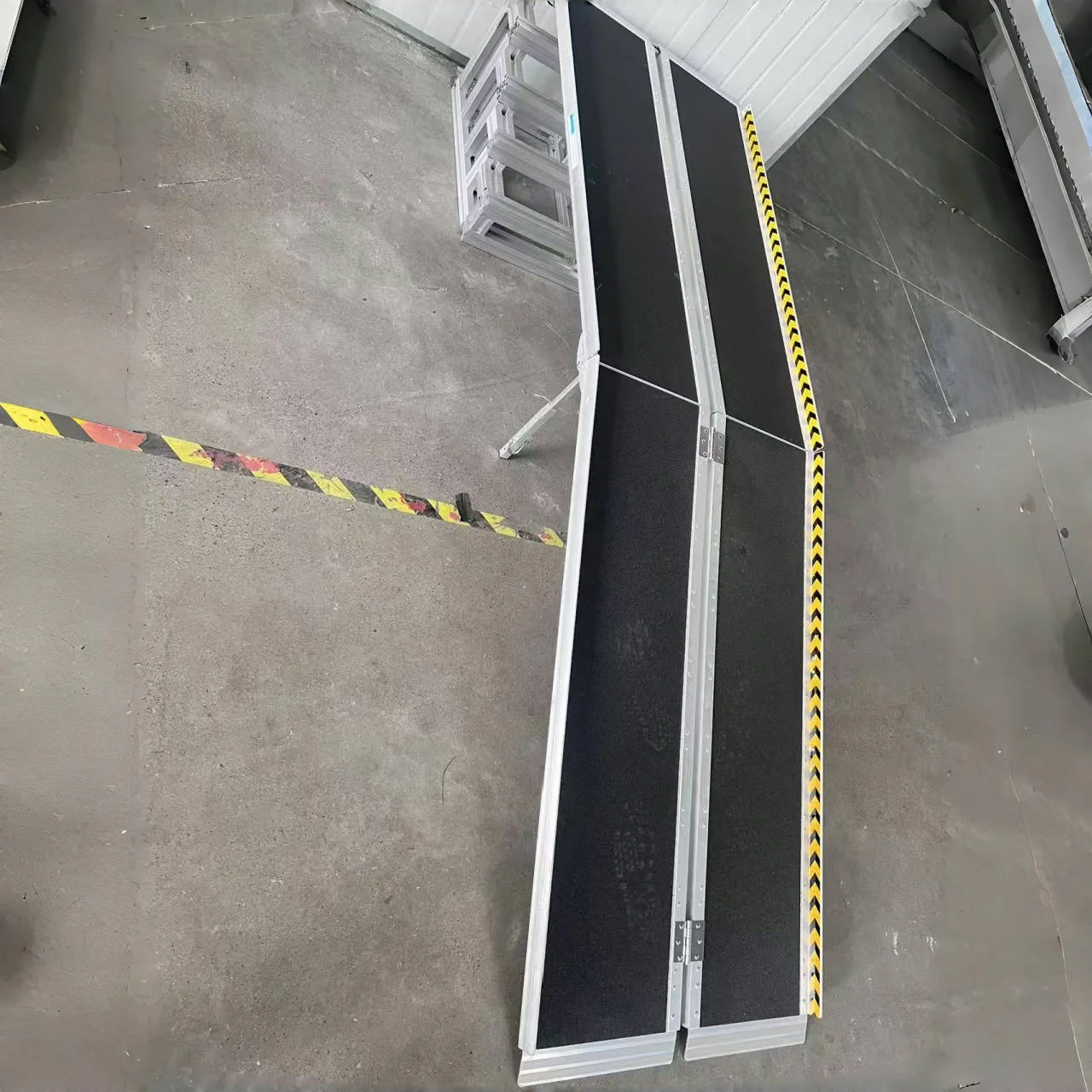 Disabled Vehicle Ramp Aluminum Folding Long Wheelchair Ramp for Home Steps Doorway Stairs