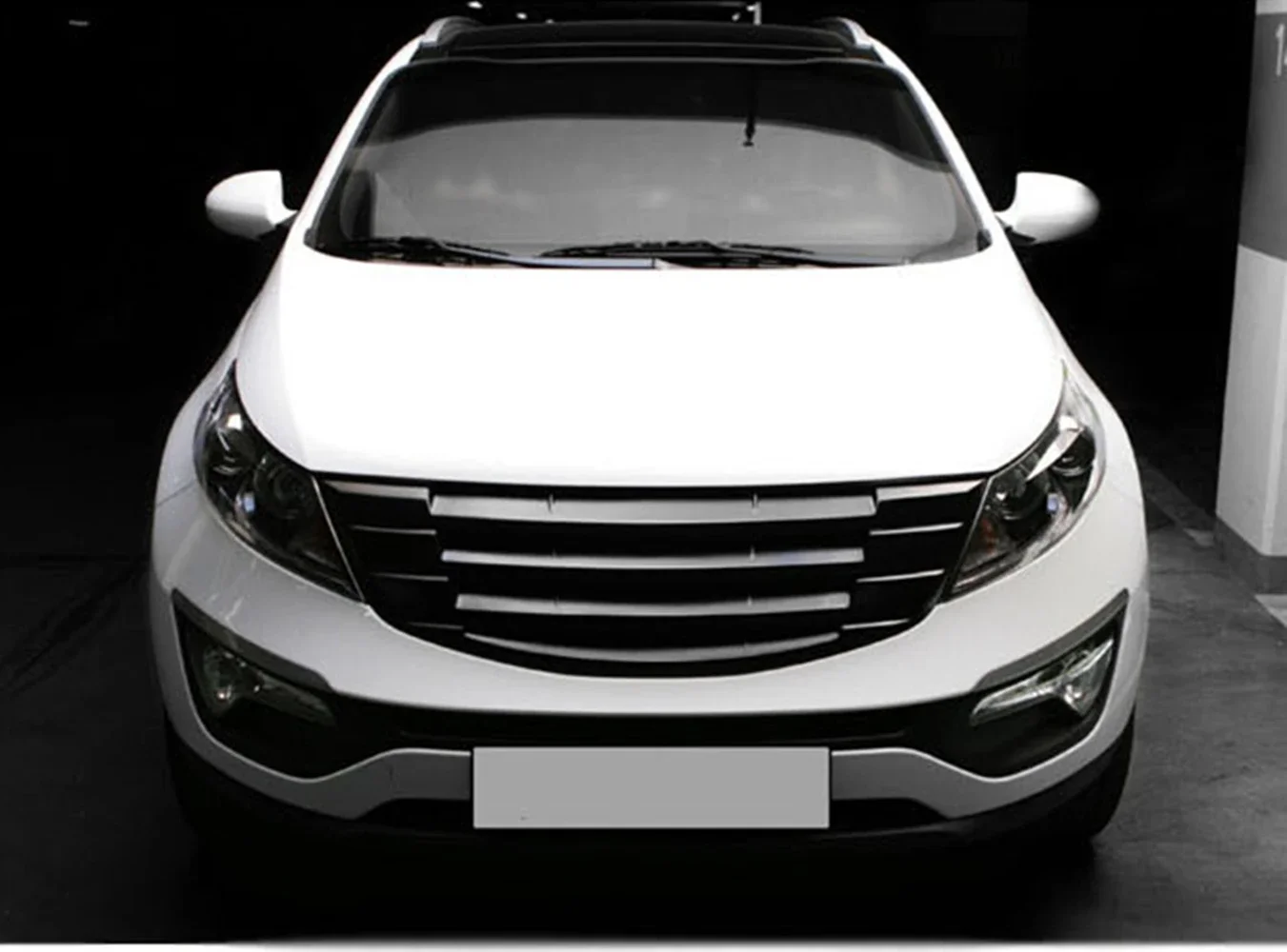 

For Kia sportage R 2011-14 Front bumper down grill radiator grille License plate frame car accessories accesorios para