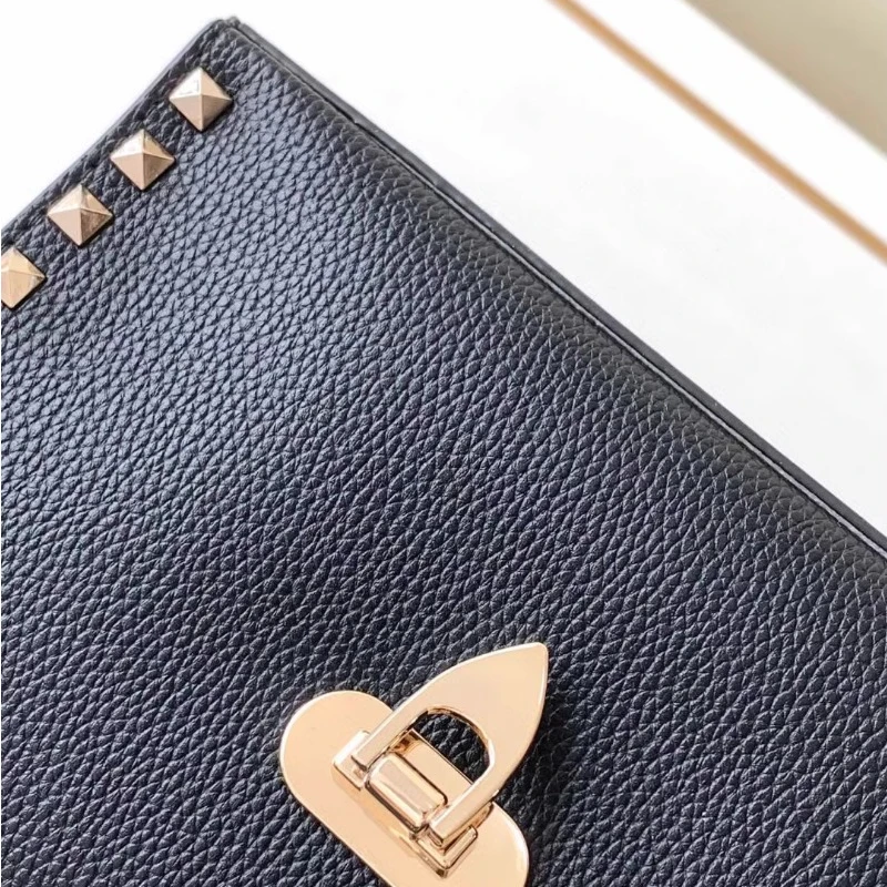 2024 Luxury Design Rivet Crossbody Bag Women Genuine Leather Single Ladies Hand Bags Shoulder Messenger Stud Purses and Handbag