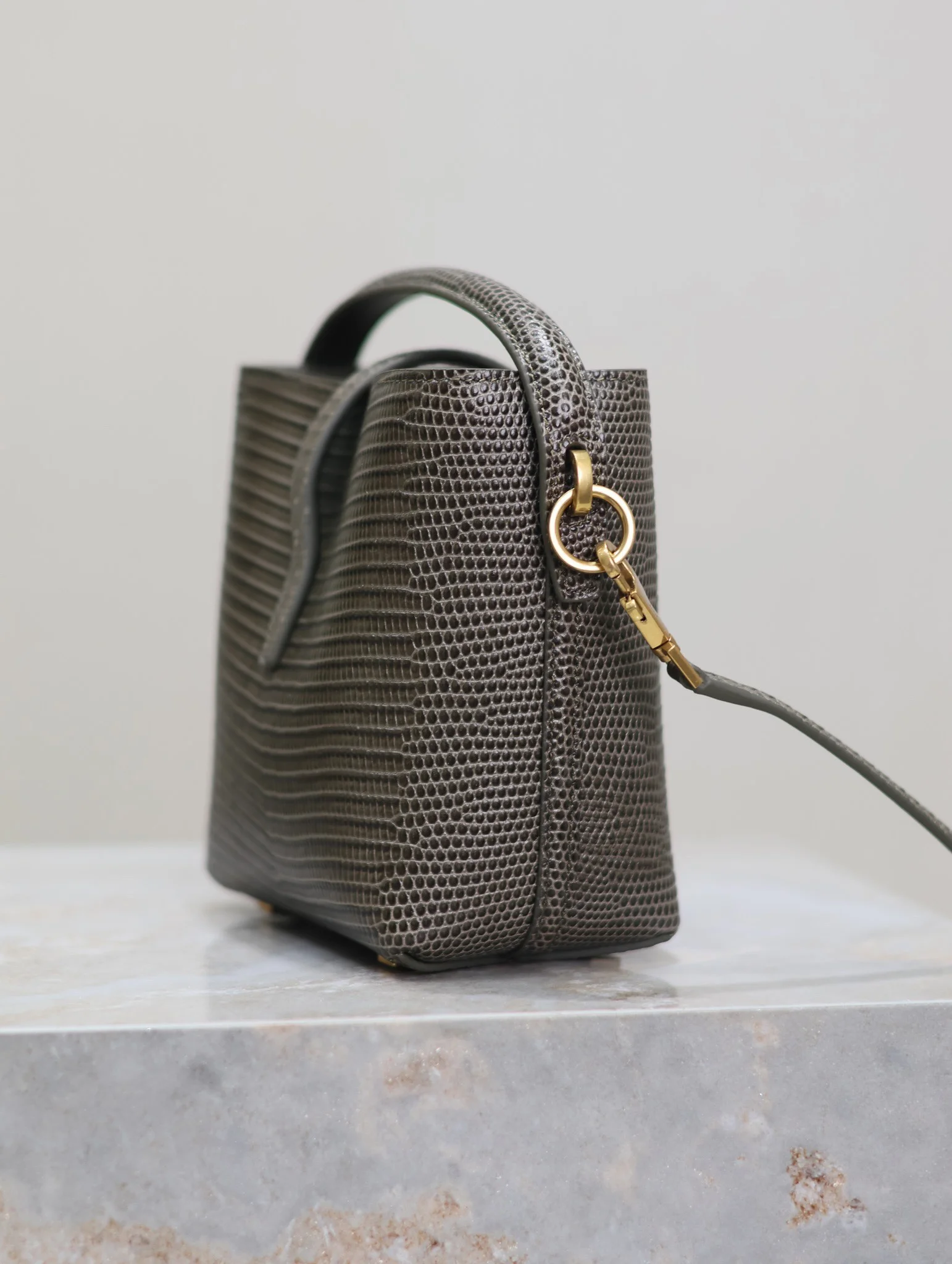 Women Designer Classic Shoulder Bag Solid Color Simple Crossbody Bag Adjustable Shoulder Strap High Grade Faux Leather Multi Compartment Casual Purse Work Outdoor Shopping Trip
