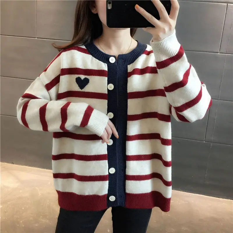 Heart-shaped striped cardigan autumn winter new women long sleeved jacket versatile round neck knitted sweater button loose