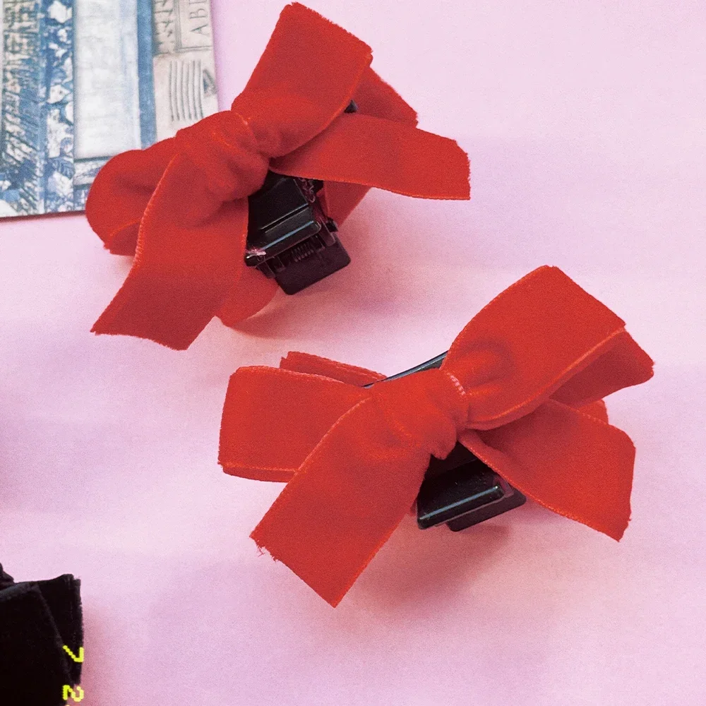 Sweet Black Red Bow Small Hair Claw Clip Princess Velvet Bow Hair Clip Claw Clamp Headwear Girls Women Korean Hair Styling Tools