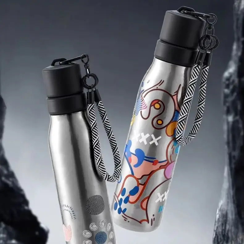 

Outdoor Pure Titanium Insulated Cup: Portable Pure Titanium Cup for Cycling, Fitness, and Hiking with a Carrying Strap