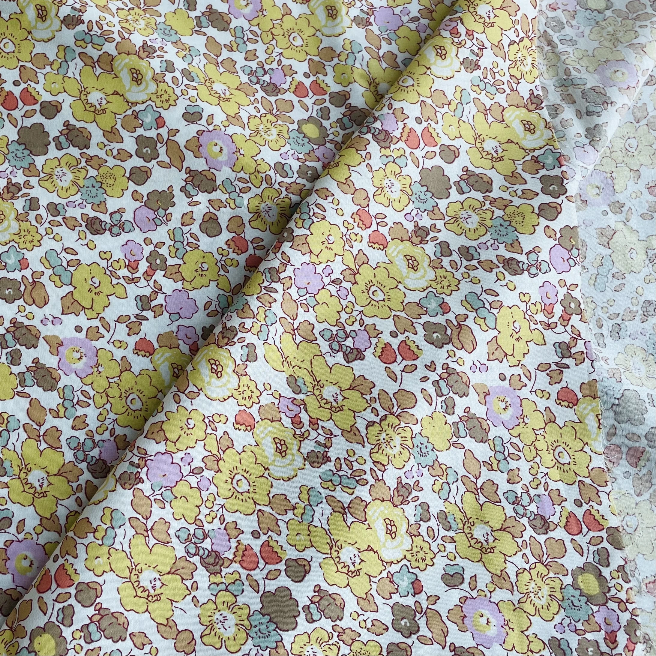 Betsy Plant Floral 100 % Baumwolle 40er Jahre Original Design Stoff Digitaldruck zum Nähen Stoff Kleider Rock Kinder Designer – Detail 11