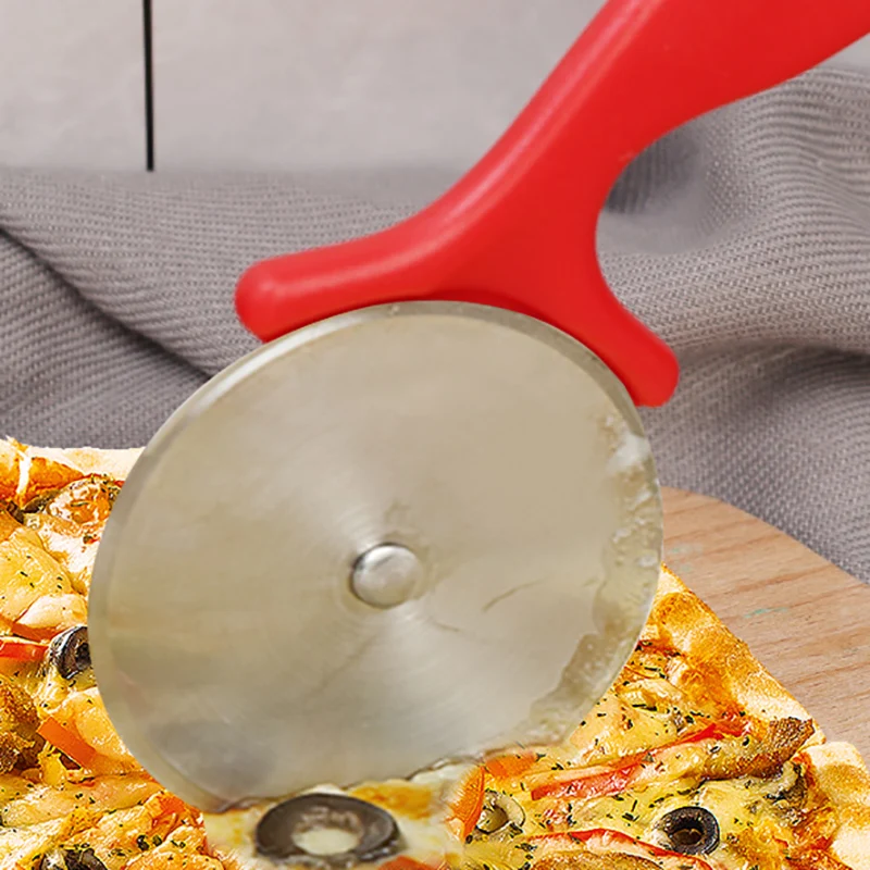 Pizza Kesici Çelik Haddeleme Bıçağı Pasta Hamur Kesici Tekerlek Rulo Kabuk Pişirme Araçları Manuel Erişte Rulo Keskin Paslanmayan Bıçaklar
