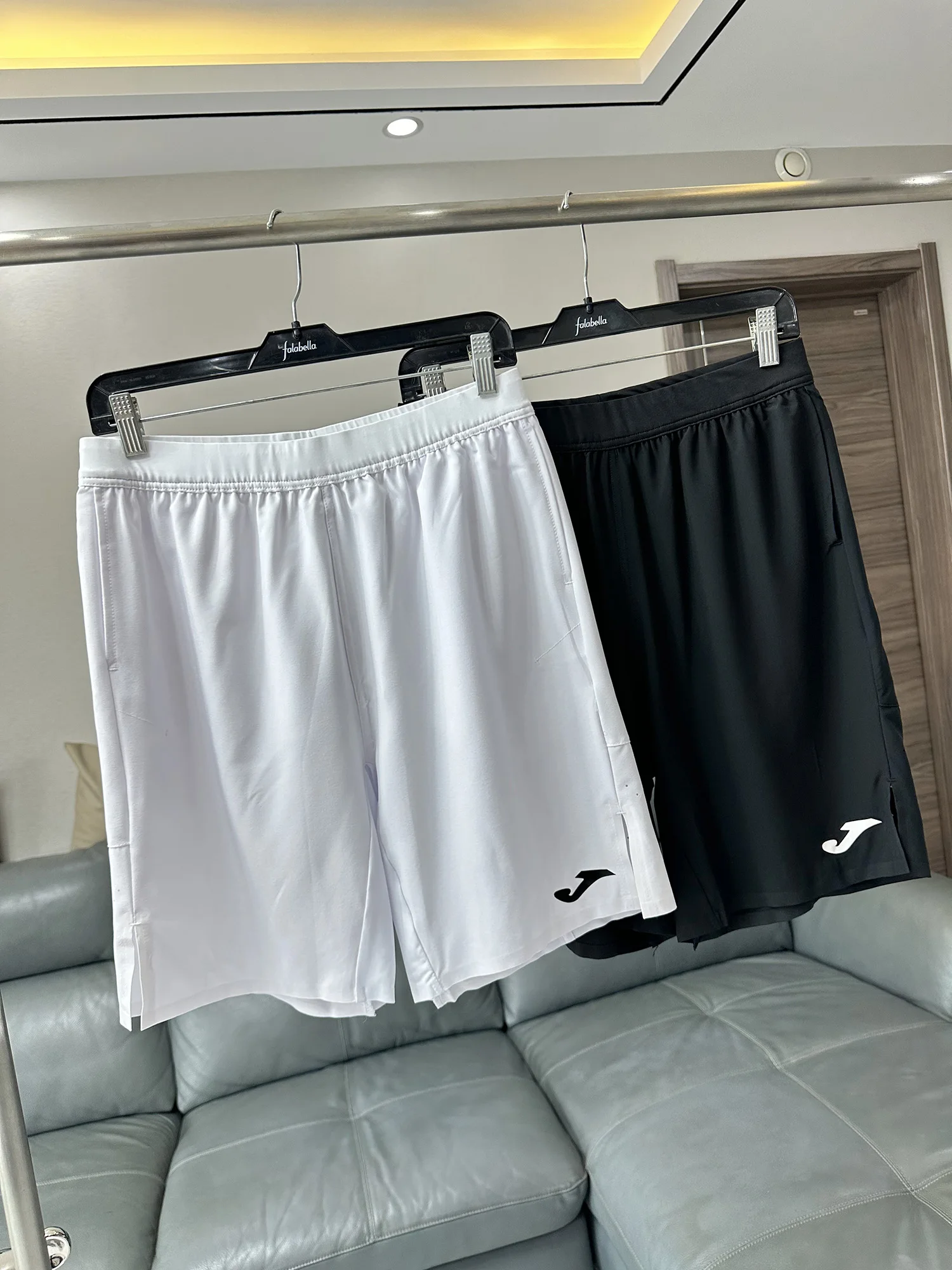 

Men's Summer Outdoor Sports Shorts Quick Dry Breathable Elastic Waist Running Five-Quarter Pants Casual Loose Fit Polyester S...