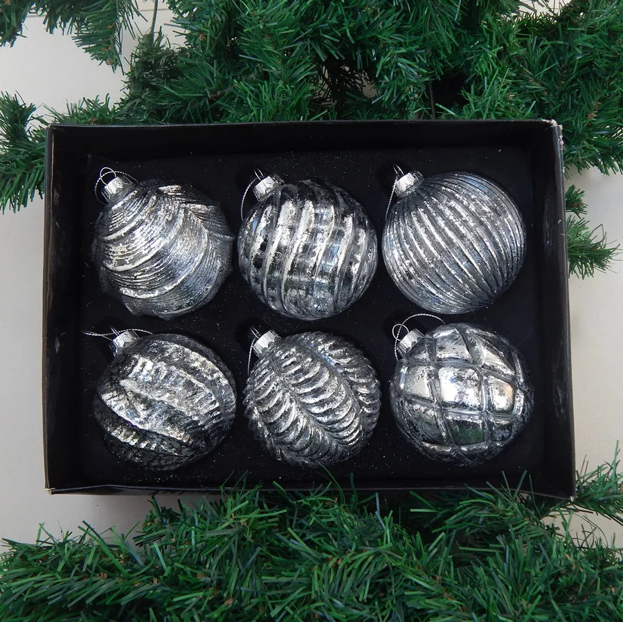 Christmas tree decoration silver glass ball