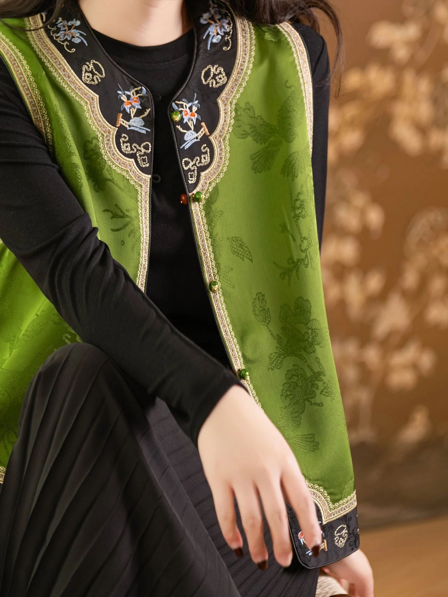 

Двусторонний жилет с вышивкой и эффектом тай-дай из атласа, серия Year Series, повседневная женская куртка-жилет с цветочным узором