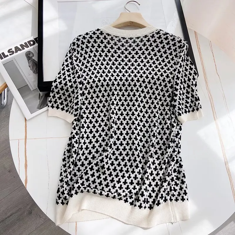 Vintage Chic Knitwear Tee for Women Black White Plaid Knitted Sweater Round Neck Short Sleeve Pullover Tops Female Summer 2024