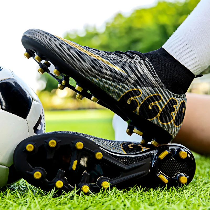 

2025 Football Shoes TF/FG Men Soccer Shoes Society Cleats Professional Football Shoes Ultralight Fast Football Field Boots Match