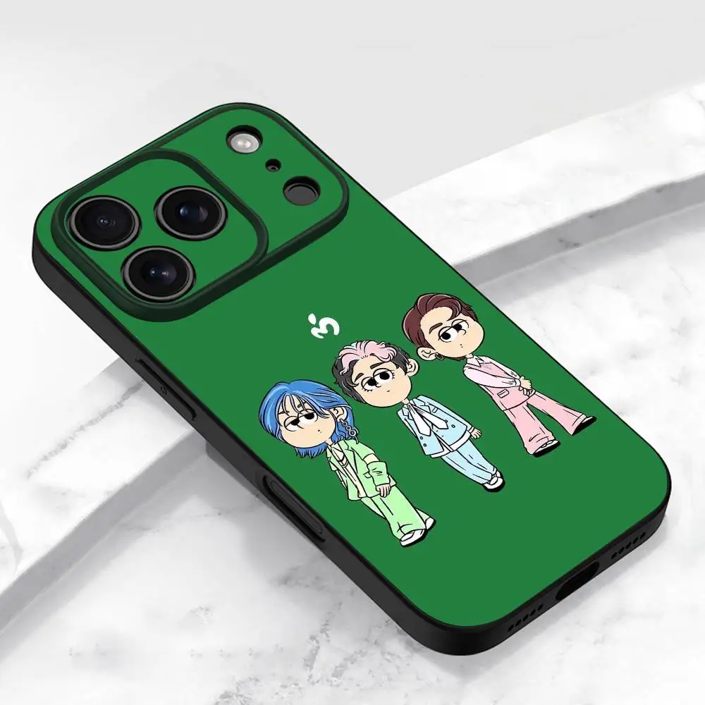 حافظة هاتف MGA M-Mrs GREEN APPLE Lilac لهاتف iPhone 17,16,15,14,13,12,11,Pro,Max,Plus,E,Air,غطاء أسود واقٍ صغير