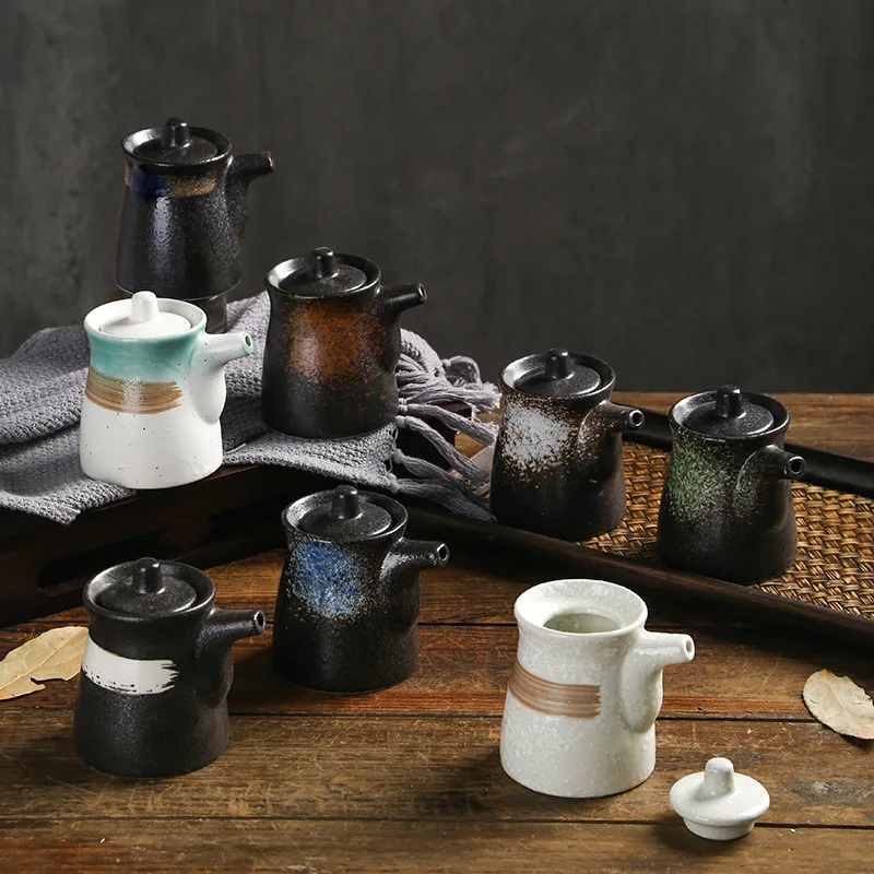 Japanese Ceramic Oil Pot Soy Sauce Vinegar Bottle Creative Vintage Seasoning Box Salt Sugar Chili Jar Kitchen Seasoning Bottle