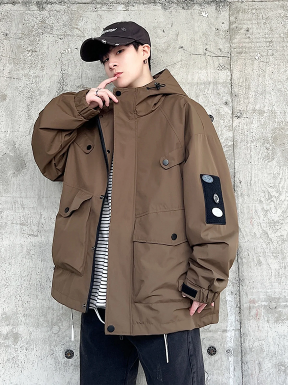 

plus Size Men's Outdoor Workwear Jaet with Hood Magic Tape k Retro Sle Faionable Autumn Polyester Zipper Closure Coat