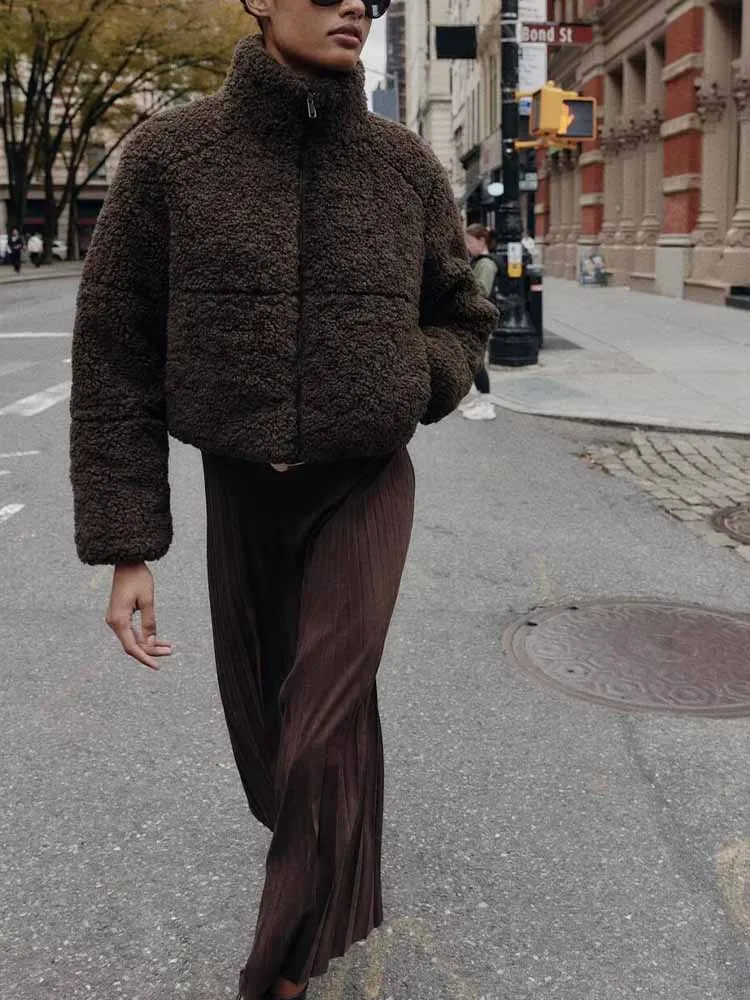 

Зимние новые поступления в европейском и американском стиле, модное и простое женское пальто из искусственной овечьей кожи, плотная куртка