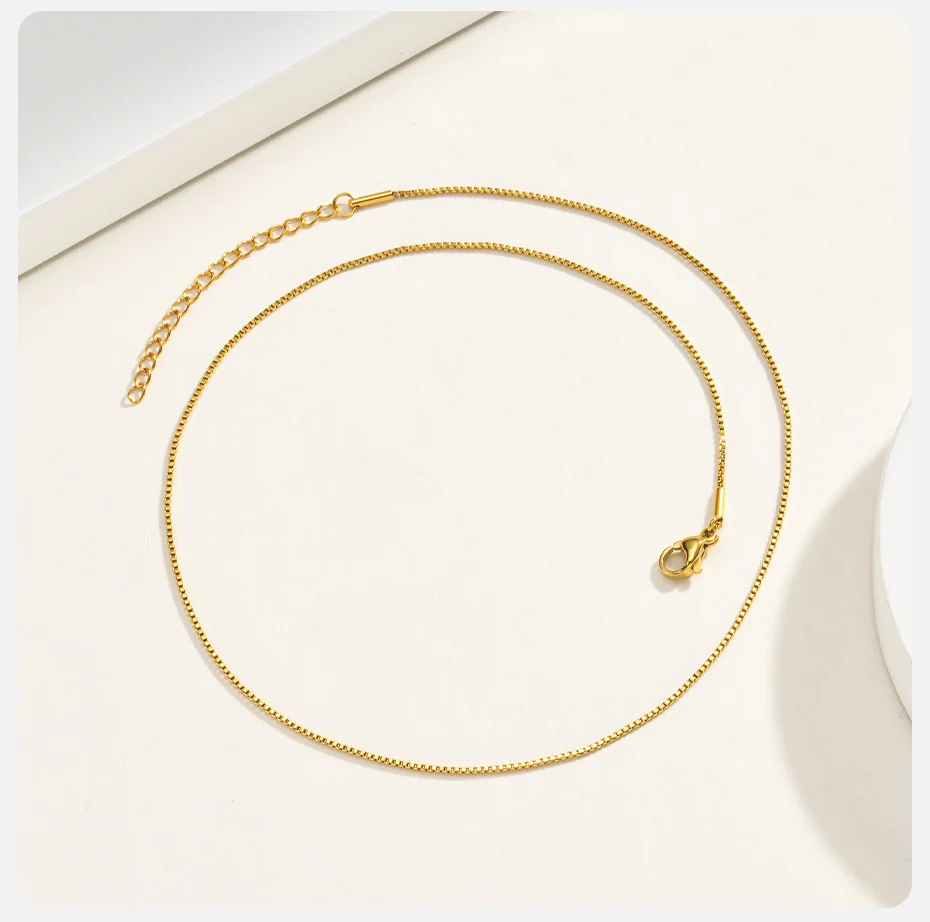 Vnox Minimalistische 1mm Kastenkette Halskette für Damen, vergoldeter Edelstahl, Halskette zum Schichten, lichtbeständiger Schmuck. – Detail 6