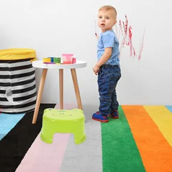 Taburete de plástico de dibujos animados, escalón de baño para niñas y niños, taburetes pequeños, sillas portátiles de pie primario para aula