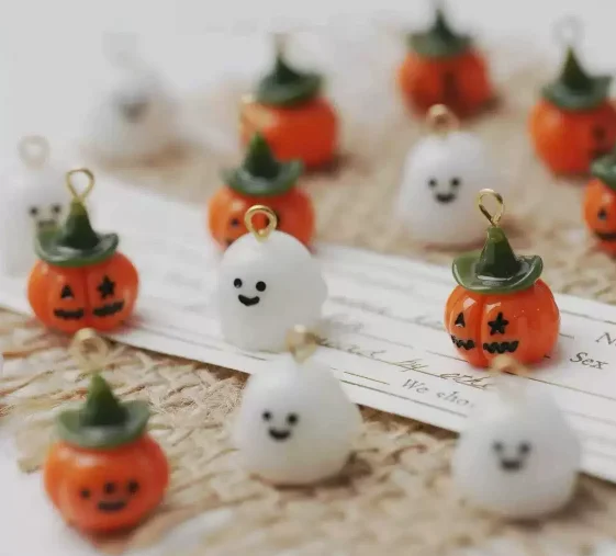 10pcs Halloween pumpkin resin Charms Pendants for DIY Jewelry Making - Earrings Necklaces Keychain