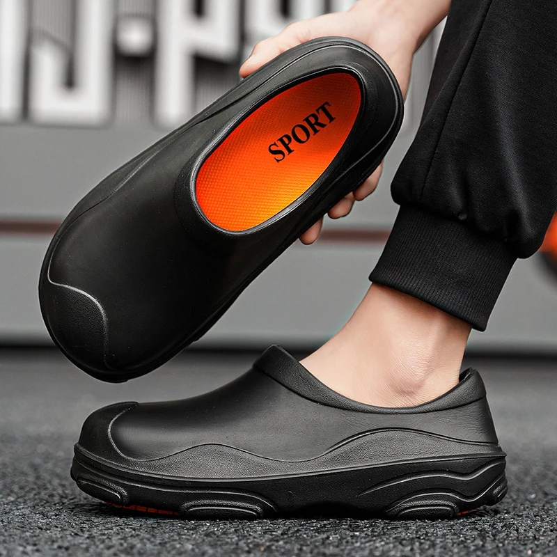 2024 New set of feet kitchen special work shoes for men waterproof, non-slip and oil-proof slip-on chef shoes rainwater shoes