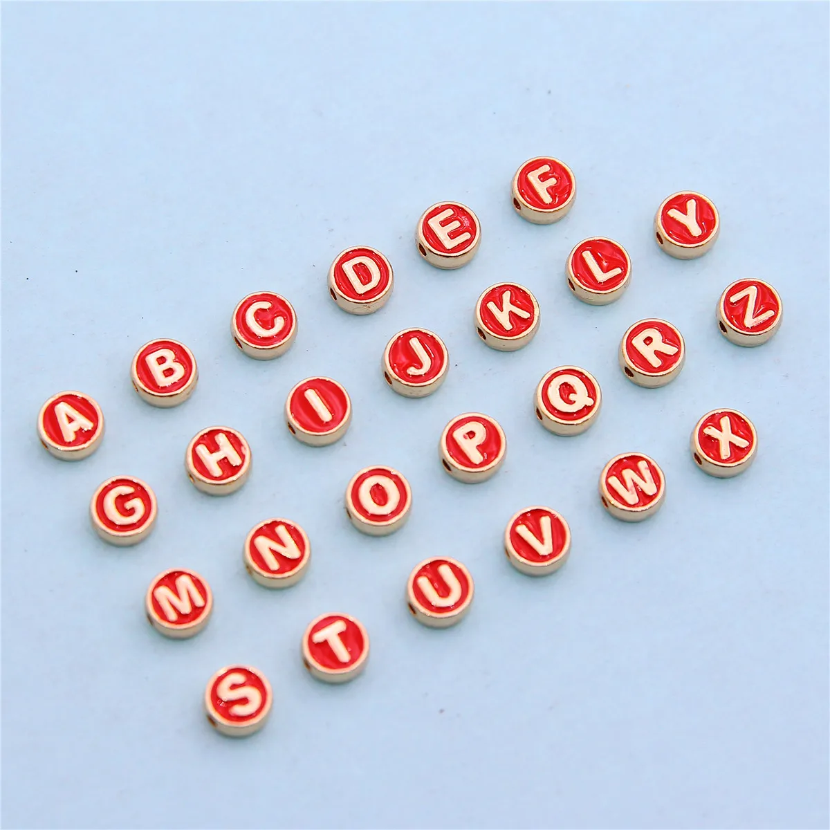 Cuentas espaciadoras de letras rojas de Metal, abalorios redondos de aleación de doble cara para fabricación de joyas, pulsera hecha A mano, collar Ac, 10 piezas A-Z, 8mm