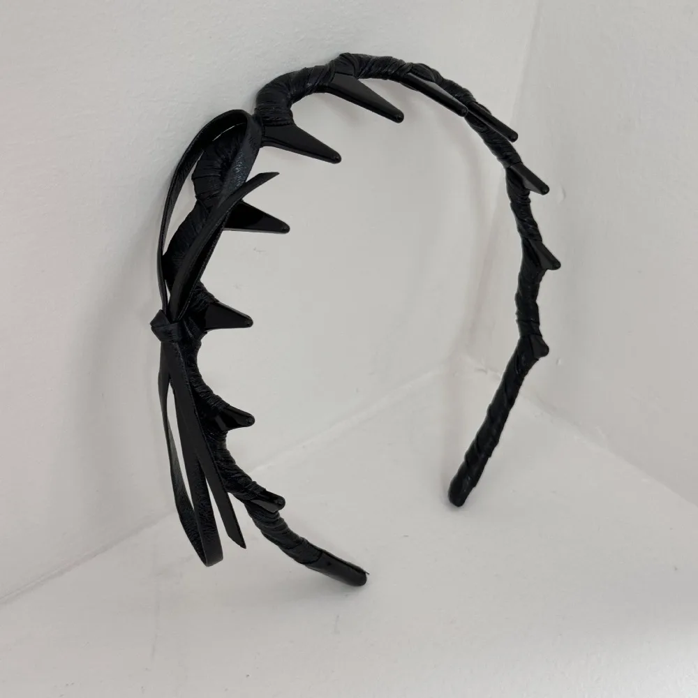 أزياء عدم الانزلاق القوس عقال رقيقة البلاستيك موجة الشعر الفرقة أغطية الرأس على شكل حرف U بو الجلود هيرباند السفر