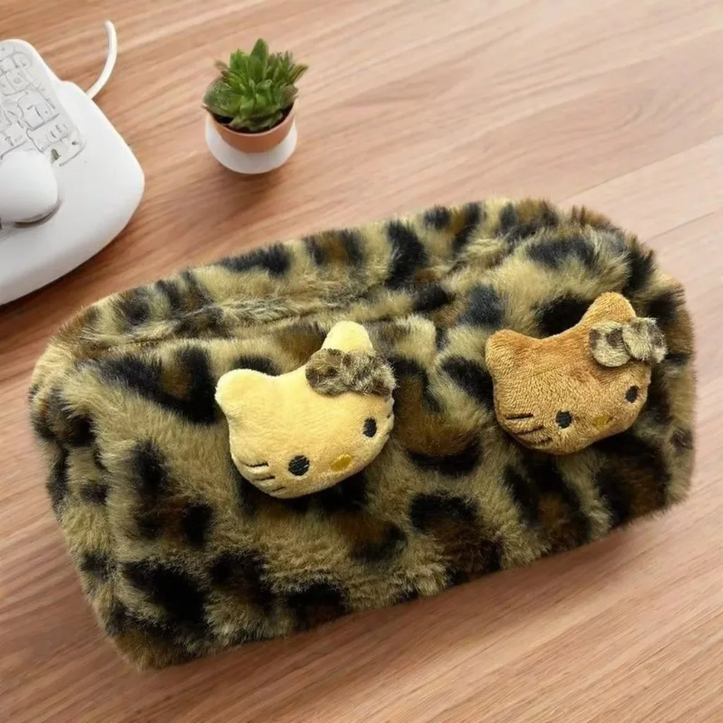 Bolsa de cosméticos de felpa con estampado de leopardo de Hello Kitty, bolsa de aseo de mano de viaje para mujer, bolsa de almacenamiento de gran capacidad, bolsas para lápices