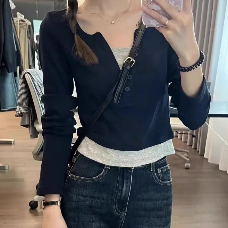 

Design-sensing Short Fake Two-piece Tops for Women's Splicing Autumn New Long-sleeved T-shirt Slim Base