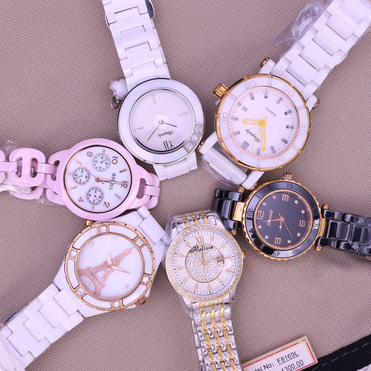 ساعة نسائية من السيراميك بخصم  - مراجعة Luxury Watch Discount وسعره