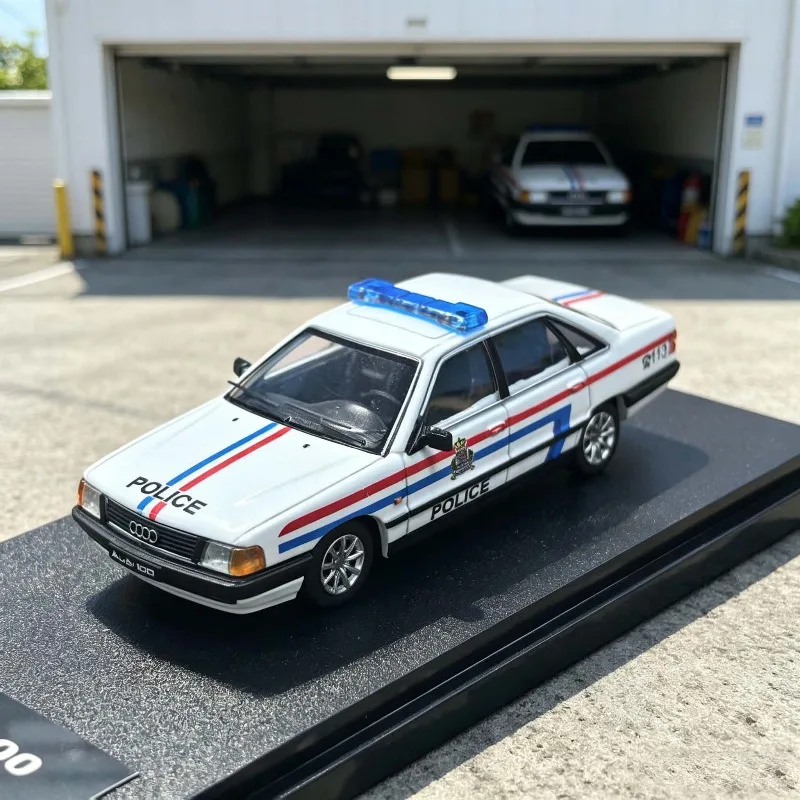 1:64 100 3rd Generation C3 Police Car Painted Alloy Simulation Vehicle Model, Boy Toy Gift, Room Collection Decoration Item