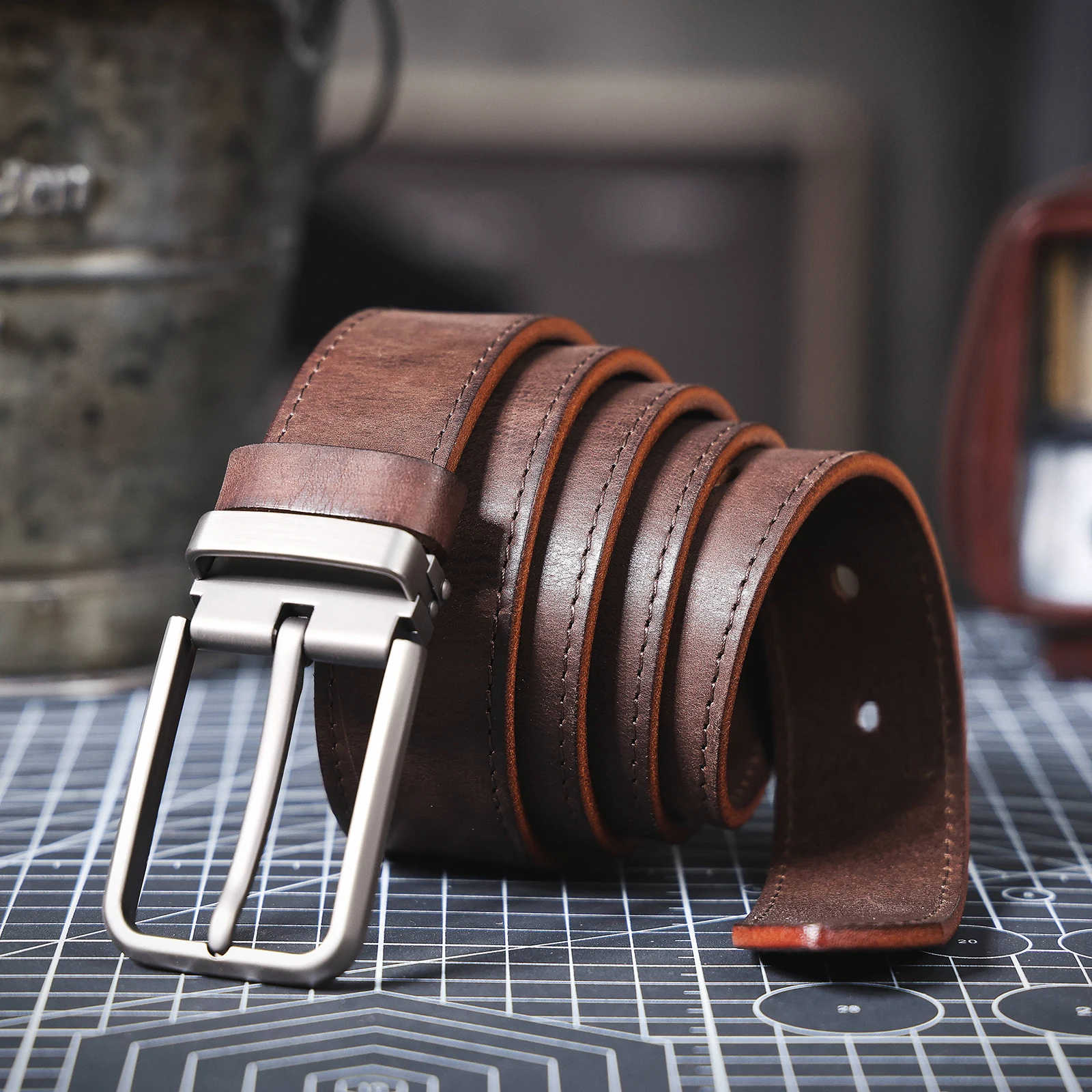 Echtleder-Herrengürtel aus Rindsleder, Italienisches Dickleder mit Geschenkbox, Retro Vielseitiger Herren-Jeansgürtel, Ideale Geschenkwahl – Detail 18
