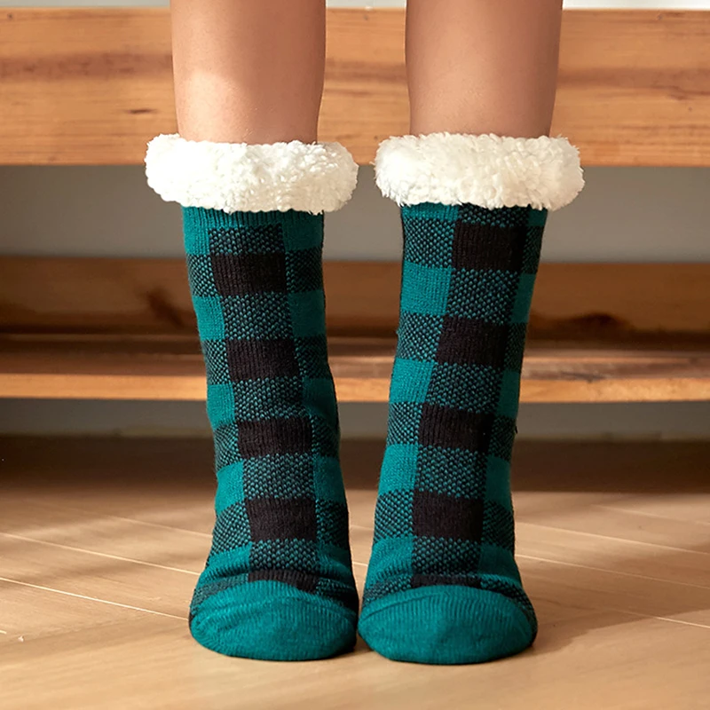 Women s Cozy Plaid Knee-High Socks in Red Black Green and Pink - Warm Winter Stockings for Cold Weather Style