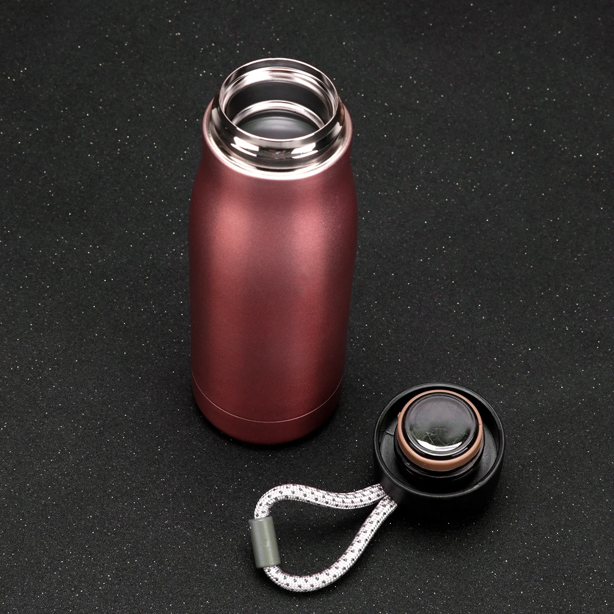 

1Pcs 450Ml Insulated Stainless Steel Water Bottle for Sports Outdoor Use Keeps Cold Hot Biking Riding Gym Tea Juice Portable Cup