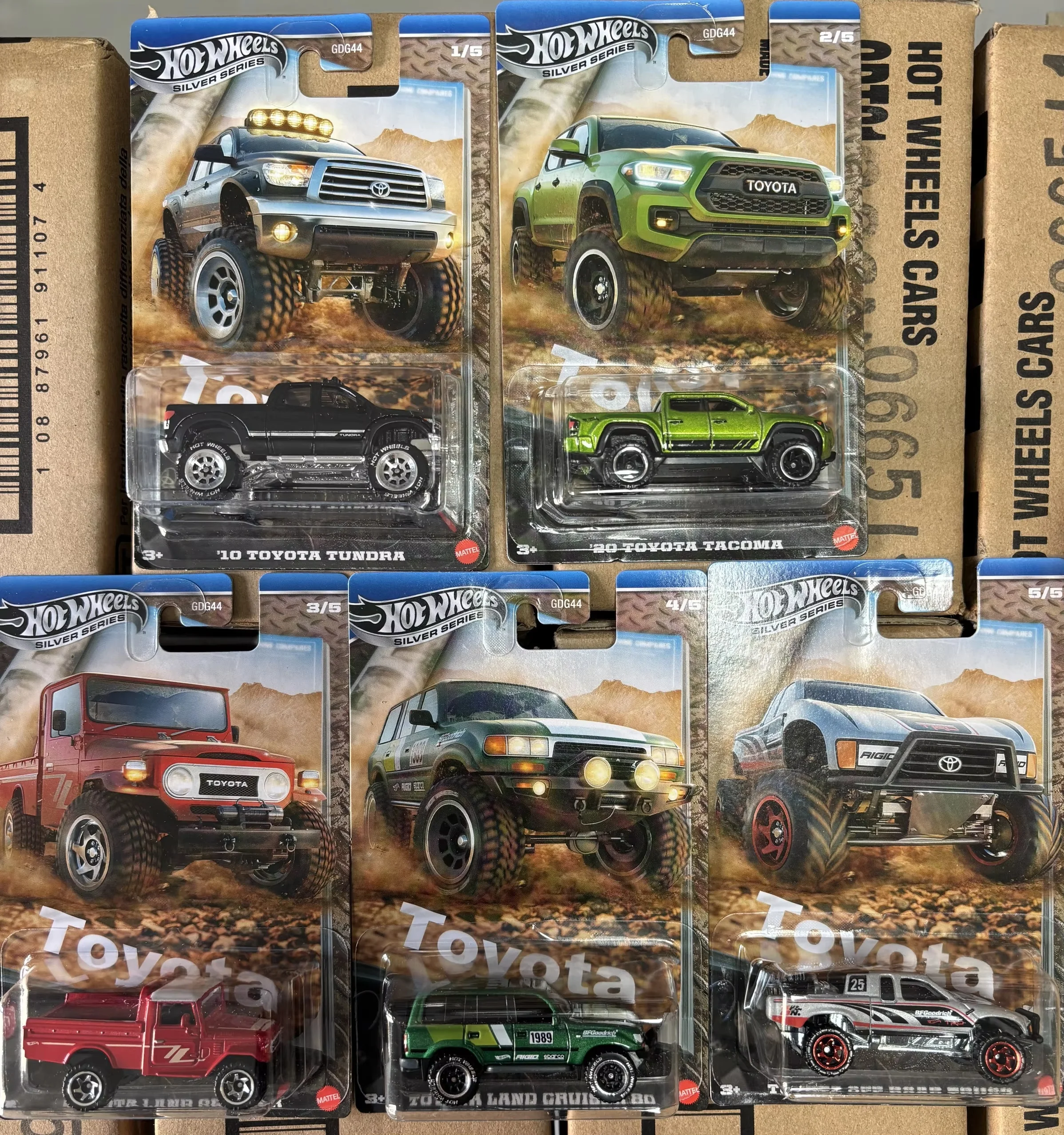 العجلات الساخنة بالجملة سبيكة سيارة نموذج الشظية سلسلة Grt01 BMW M1-M5 شاحنات تويوتا GDG44 GULF جمع سيارات نموذج هدية #3