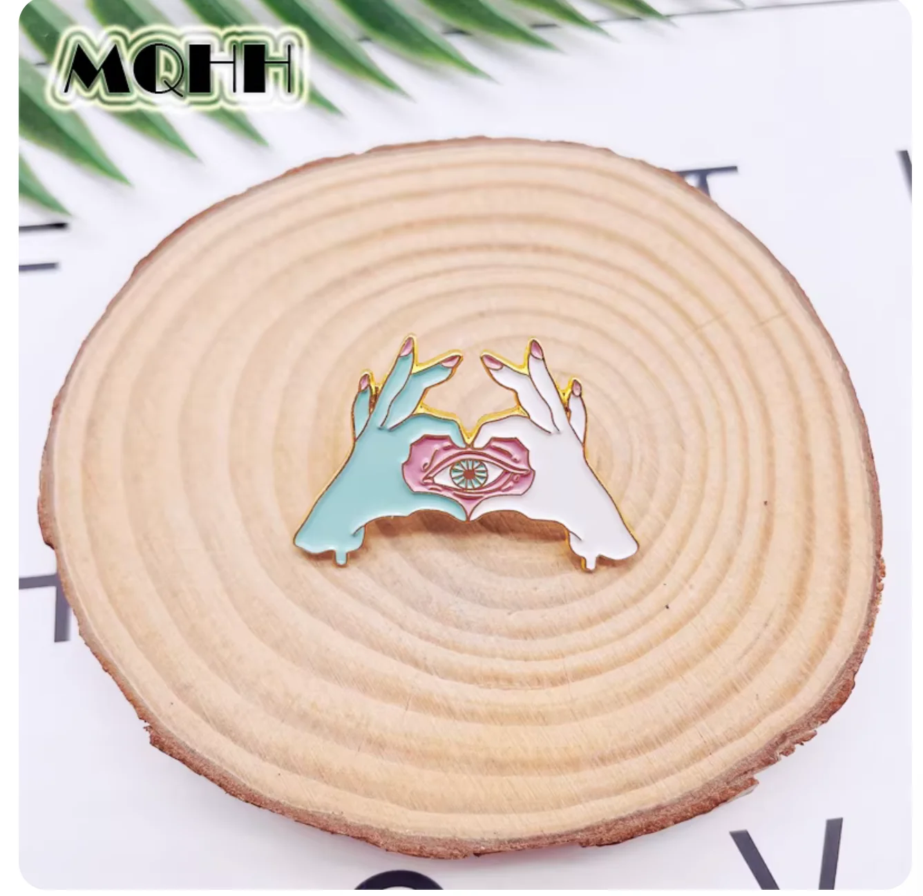 Sweet love hands compare heart brooch eyes see love alloy couples badge clothes accessories gifts.