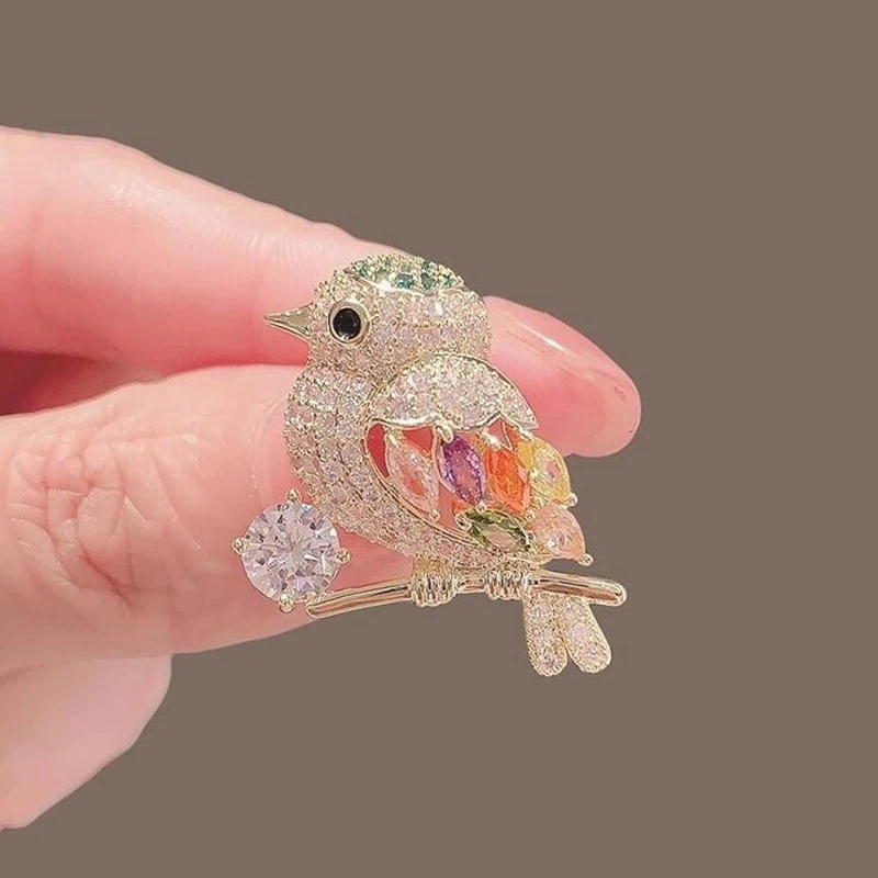 2024 Luxury Lovely Magpie Birds Brooch For Women Trendy  High Quality Animal Jewelry Coat Dress Lapel Pins Wedding Party Gifts