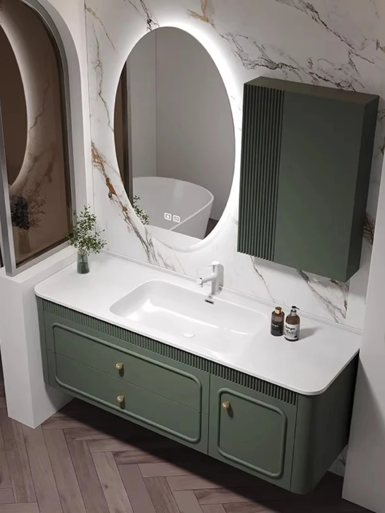 

Французский легкий роскошный комплект мебели для ванной комнаты: тумба с интегрированной керамической раковиной и умывальником.