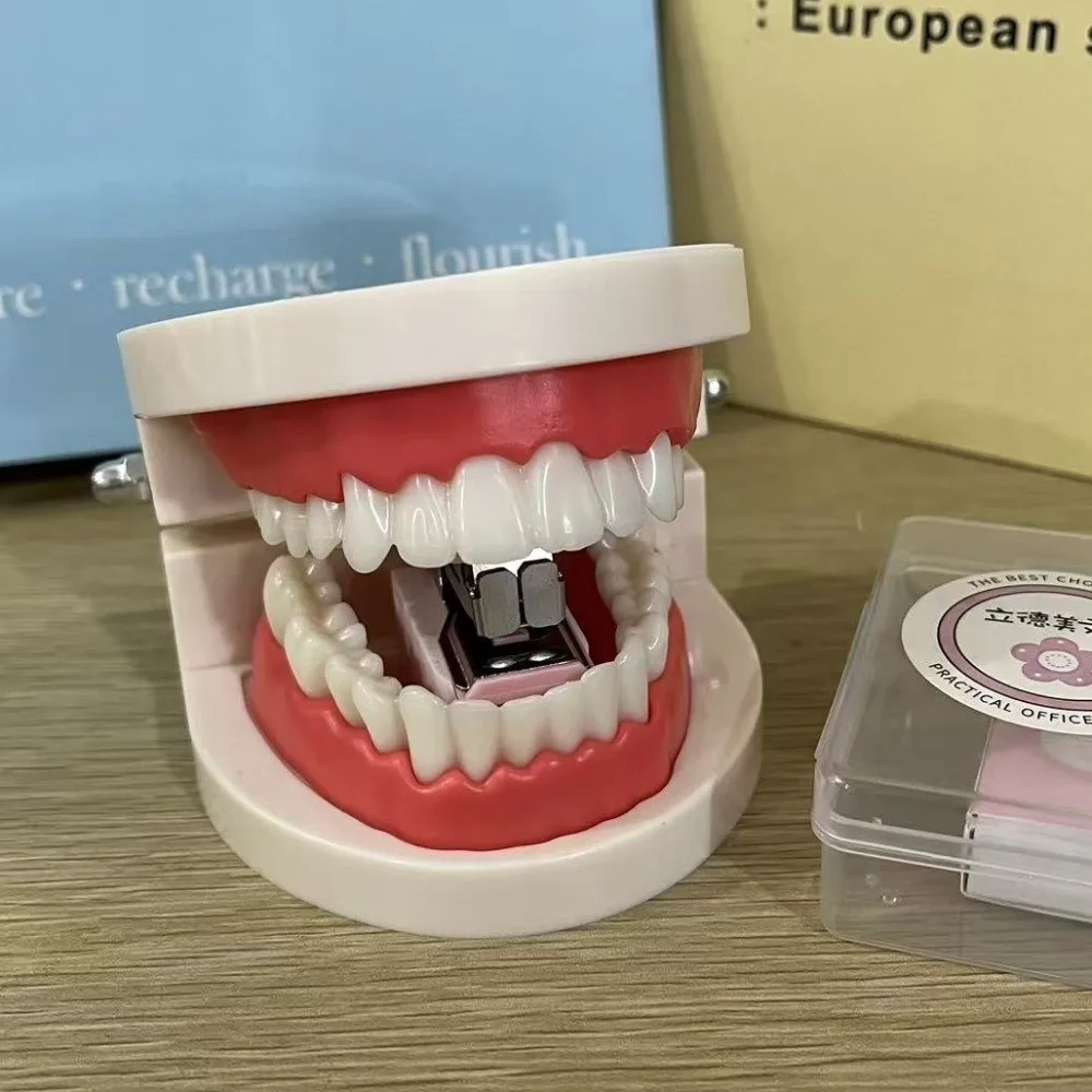 Creative Denture Model Stapler Funny Portable Halloween Prank Props Novelty Mini Halloween Desktop Decoration