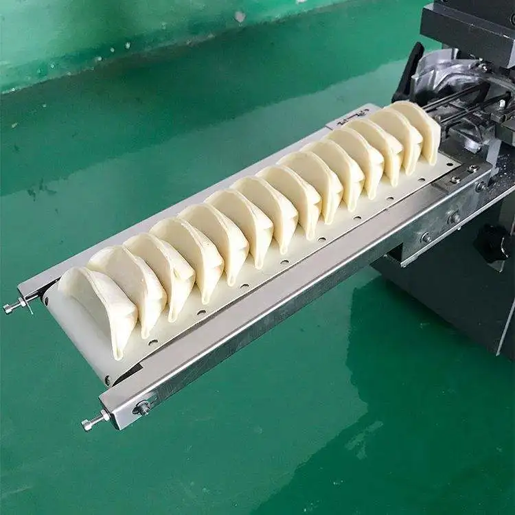 Fried Dumpling Machine Gyoza Japanese Dumpling Making Machine Samosa Empanada Machine
